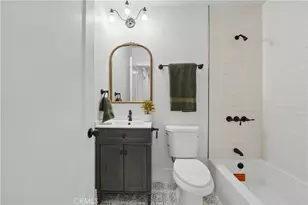 2111 S Bronson, Los Angeles, CA 90018 - Photo 44