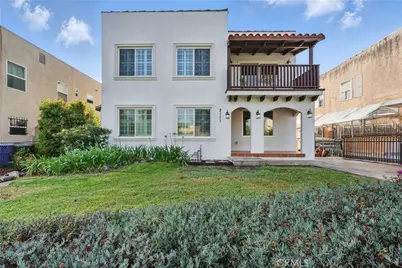 2111 S Bronson, Los Angeles, CA 90018 - Photo 2