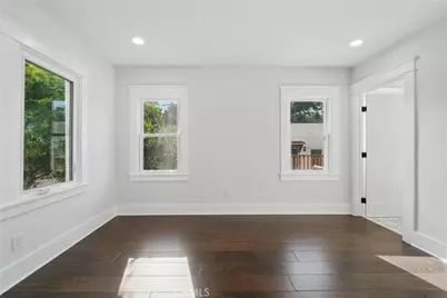 2111 S Bronson, Los Angeles, CA 90018 - Photo 34