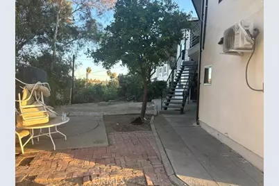 5210 Oakland, Los Angeles, CA 90032 - Photo 6