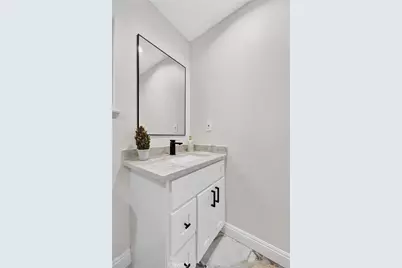 12412 Viarna Street, Cerritos, CA 90703 - Photo 36