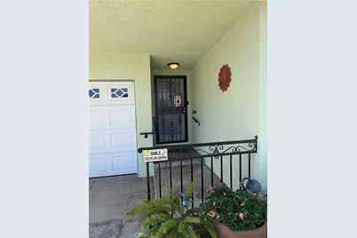 2938 Los Flores, Lynwood, CA 90262 - Photo 4