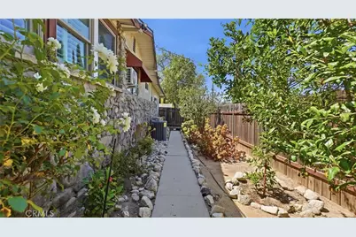 7276 Summitrose Street, Tujunga, CA 91042 - Photo 44
