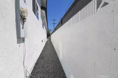 1839 W 35th Place, Los Angeles, CA 90018 - Photo 26