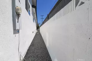 1839 W 35th Pl, Los Angeles, CA 90018 - Photo 26