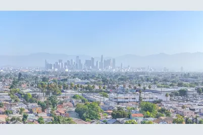 205 W Gage, Los Angeles, CA 90003 - Photo 34