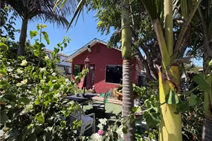 2023 E 76th, Los Angeles, CA 90001 - Photo 6