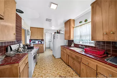 2045 Crestview Avenue, San Bernardino, CA 92404 - Photo 8