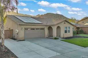 684 Julian Ave, San Jacinto, CA 92582 - Photo 1