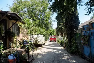 1350 E 43rd St, Los Angeles, CA 90011 - Photo 10