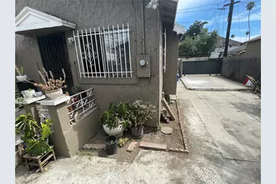 314 W 66th, Los Angeles, CA 90003 - Photo 14