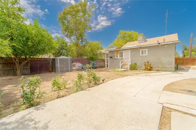 632 N College, Fresno, CA 93728 - Photo 22