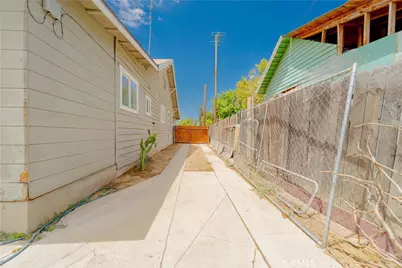 632 N College, Fresno, CA 93728 - Photo 24