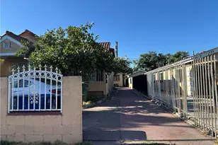 1137 W 61st, Los Angeles, CA 90044 - Photo 2