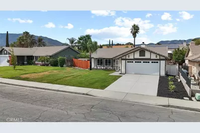 2402 W Sunrise Drive, Rialto, CA 92377 - Photo 2