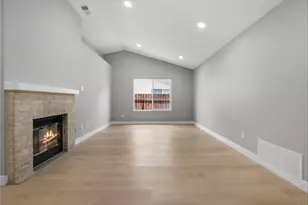 2402 W Sunrise Dr, Rialto, CA 92377 - Photo 4