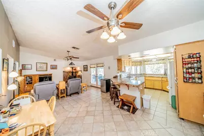 8838 Lilac Road, Hesperia, CA 92344 - Photo 12