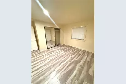 10406 Pace, Los Angeles, CA 90002 - Photo 6