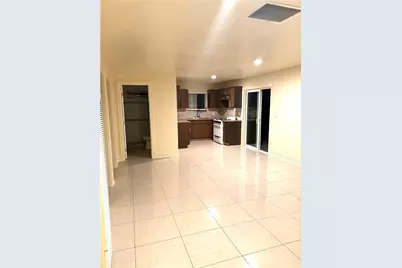 10406 Pace, Los Angeles, CA 90002 - Photo 4