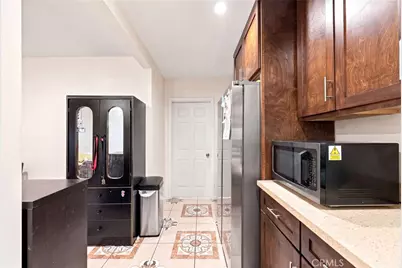 5017 S San Pedro, Los Angeles, CA 90011 - Photo 6