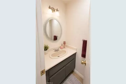2870 Nandina Drive, Palmdale, CA 93550 - Photo 8