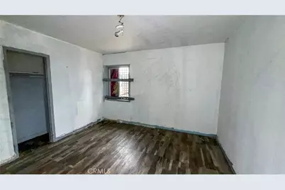 11439 Rosecrans, Norwalk, CA 90650 - Photo 10