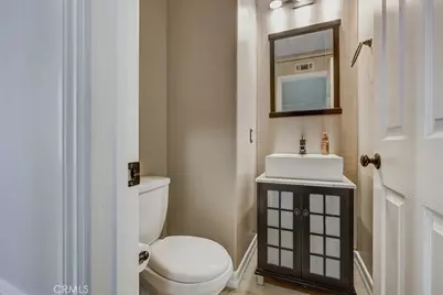 315 W Summerfield Circle, Anaheim, CA 92802 - Photo 22