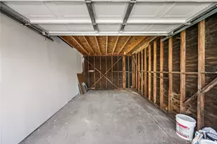 2514 Exposition Pl, Los Angeles, CA 90018 - Photo 30
