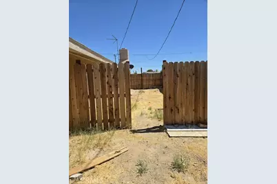 2009 Aurora Way, Barstow, CA 92311 - Photo 10