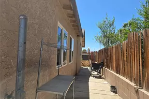 2009 Aurora Way, Barstow, CA 92311 - Photo 8