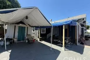 336 W 45th St, Los Angeles, CA 90037 - Photo 6
