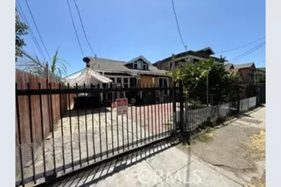 336 W 45th Street, Los Angeles, CA 90037 - Photo 2