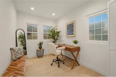 1111 W 98th Street, Los Angeles, CA 90044 - Photo 18