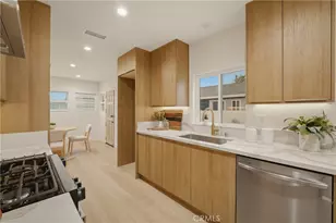 1111 W 98th St, Los Angeles, CA 90044 - Photo 12