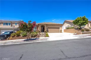 240 Country Club, Calimesa, CA 92320 - Photo 4