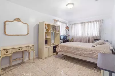 14127 Colorado Ave, Paramount, CA 90723 - Photo 16