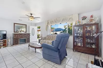 14127 Colorado Ave, Paramount, CA 90723 - Photo 10