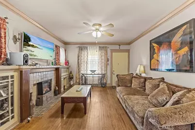 1119 W 84th Place, Los Angeles, CA 90044 - Photo 10