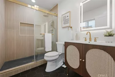 1724 W 43rd Street, Los Angeles, CA 90062 - Photo 42