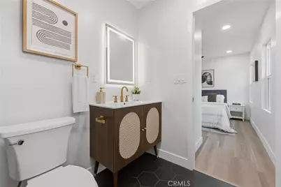 1724 W 43rd Street, Los Angeles, CA 90062 - Photo 40