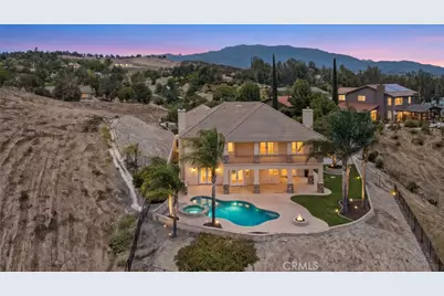 30425 La Presa Loop, Temecula, CA 92592 - Photo 4