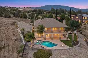 30425 La Presa Loop, Temecula, CA 92592 - Photo 4