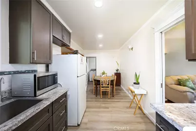 9802 Rives Avenue, Downey, CA 90240 - Photo 8