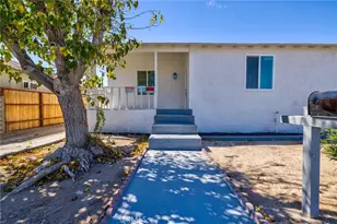 124 W Fredricks, Barstow, CA 92311 - Photo 2