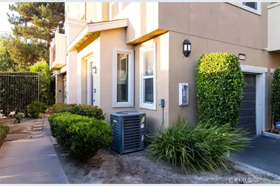500 N Willowbrook Avenue #F1, Compton, CA 90220 - Photo 28