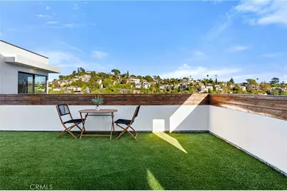 1734 Redesdale Avenue, Los Angeles, CA 90026 - Photo 18