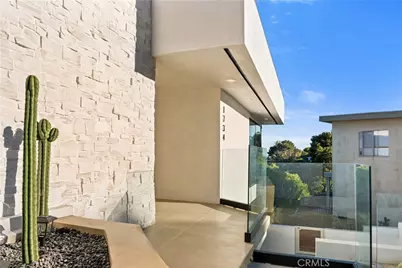 1734 Redesdale Avenue, Los Angeles, CA 90026 - Photo 8