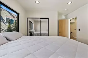 1734 Redesdale Ave, Los Angeles, CA 90026 - Photo 22