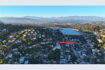 1734 Redesdale Avenue, Los Angeles, CA 90026 - Photo 54