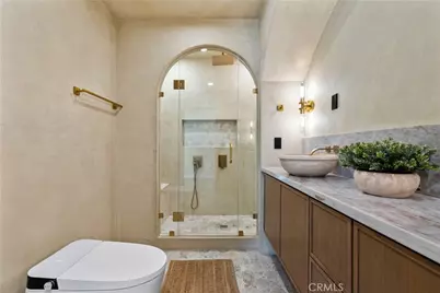 1734 Redesdale Avenue, Los Angeles, CA 90026 - Photo 24